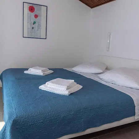 Stara Gavza 13 * Cres